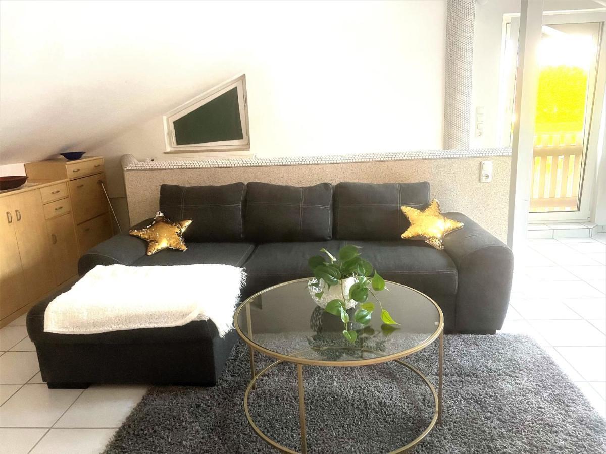 Moeblierte 3 Zimmer Apartment - Mit Smart Tv, Wlan Und Kostenfreie Parkplaetze Schloß Holte-Stukenbrock Zewnętrze zdjęcie